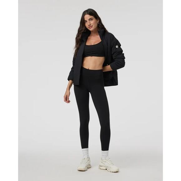 New VUORI Canyon Insulated Jacket XS - Picture 4 of 9